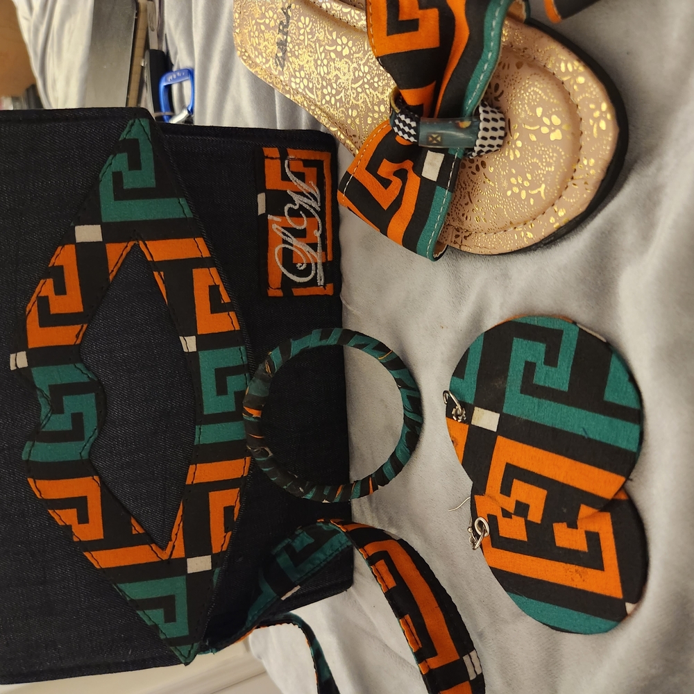 Stylish Multicolor Accessory Set - image 1